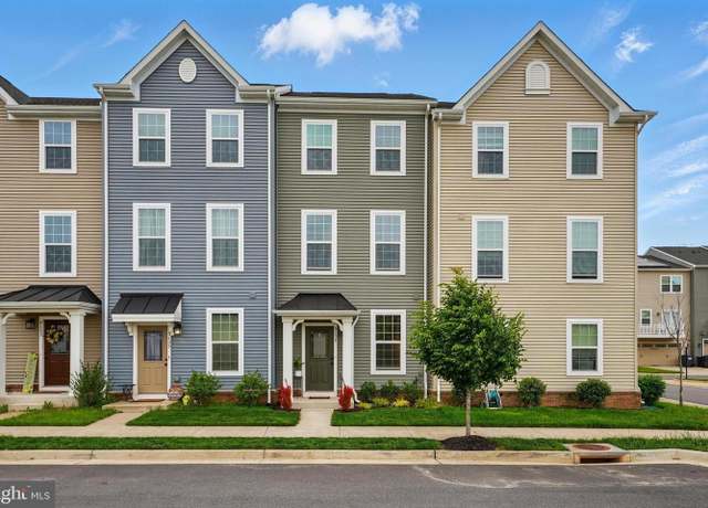 Property at 5137 Penn St, Bealeton, VA 22712, 2 beds, 2.5 baths