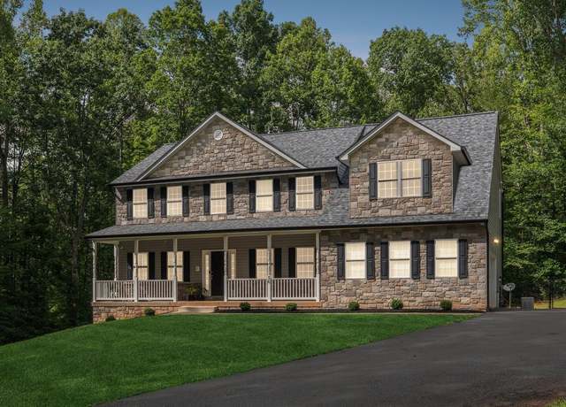 Property at 56 Kinsley Ln, Fredericksburg, VA 22406, 4 beds, 4 baths
