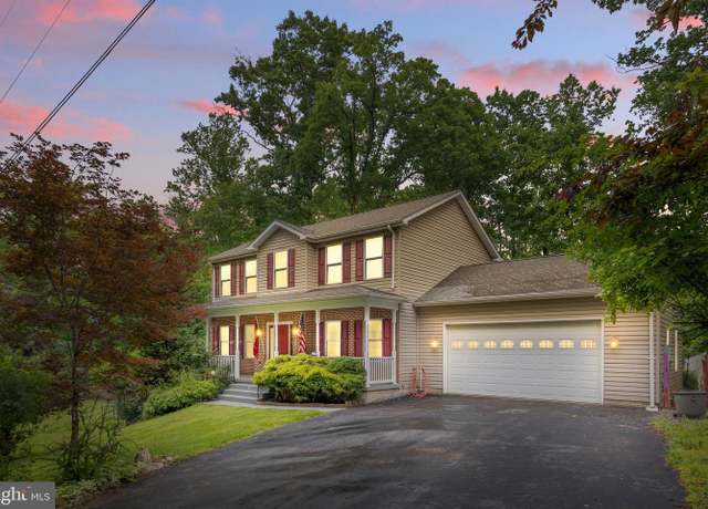 Property at 22 Berry Ln, Harpers Ferry, WV 25425, 3 beds, 3.5 baths