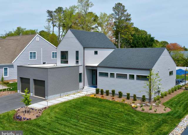 Property at 137 Cornwall Rd, Rehoboth Beach, DE 19971, 3 beds, 3.5 baths