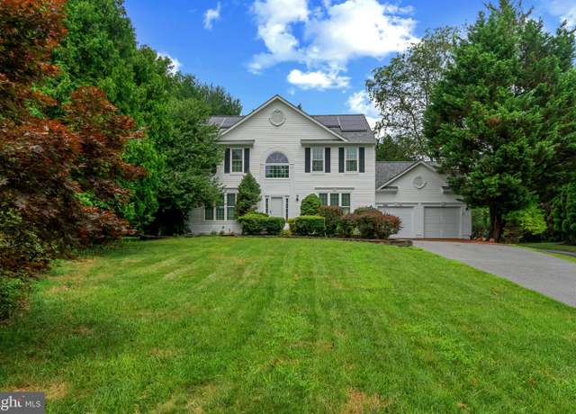 Property at 3245 Pine Bluffs Dr, Ellicott City, MD 21042, 5 beds, 3.5 baths