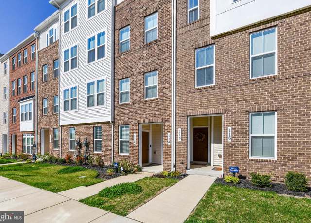 Property at 118 Lawndale Dr, Bowie, MD 20716, 3 beds, 2.5 baths