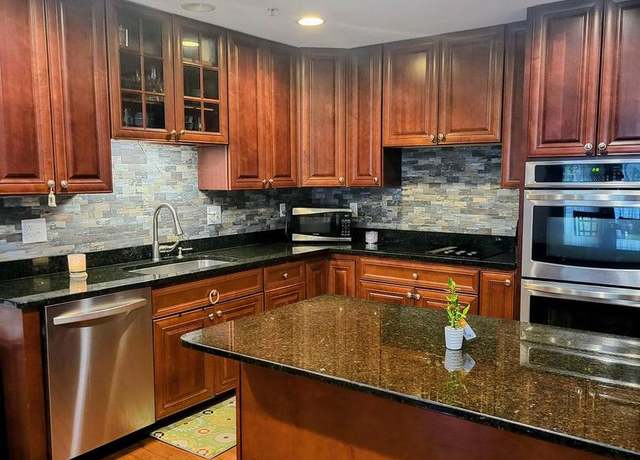 Property at 7100 Beltz Dr, District Heights, MD 20747, 4 beds, 3.5 baths