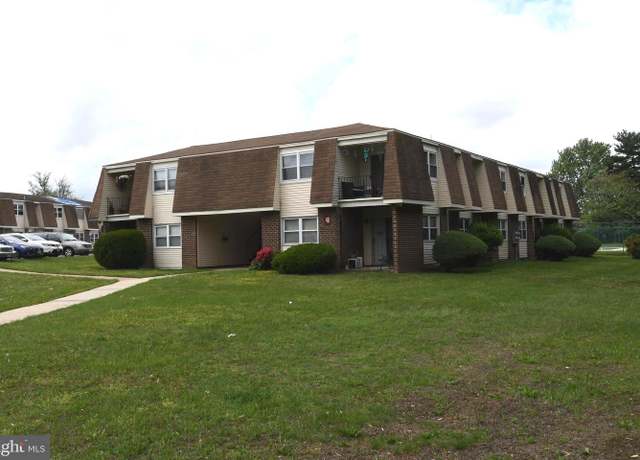 Property at 40-3 Florence Tollgate Pl, Florence, NJ 08518, 1 bed, 1.5 baths