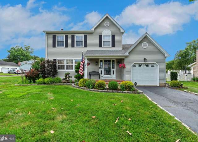 Property at 12 Pleasant View Dr, Burlington, NJ 08016, 3 beds, 2.5 baths