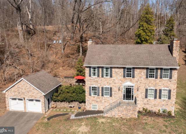 Property at 53 S Main St, Stockton, NJ 08559, 4 beds, 2.5 baths