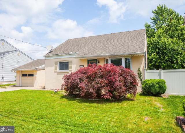 Property at 90 Hoover Ave, Hamilton, NJ 08619, 4 beds, 2.5 baths