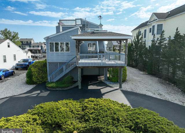 Property at 39 Louisiana Dr, Tuckerton, NJ 08087, 4 beds, 2 baths