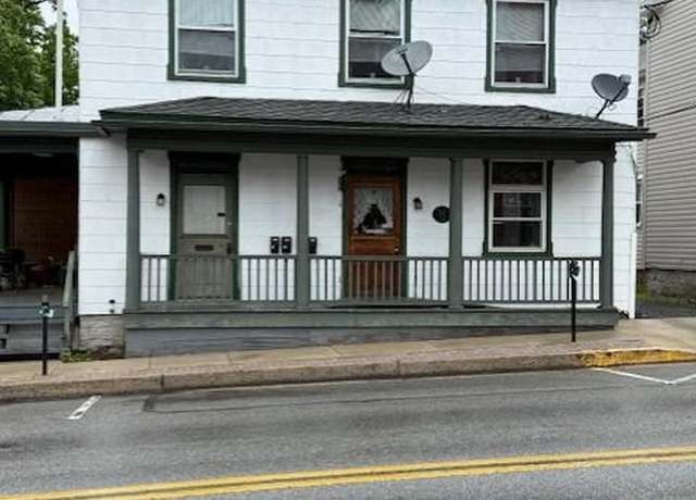 Property at 136 W Pitt St, Bedford, PA 15522, 5 beds
