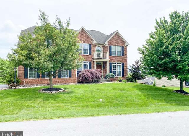 Property at 11516 Mystic Rock Ln N, Waynesboro, PA 17268, 4 beds, 3.5 baths