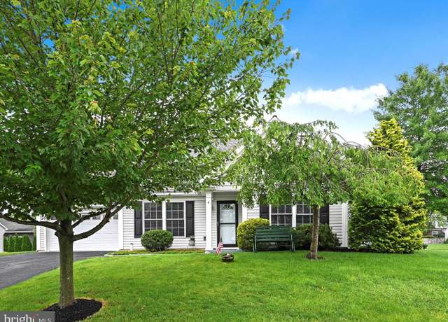 Property at 6 Truman Dr, Ephrata, PA 17522, 3 beds, 2.5 baths
