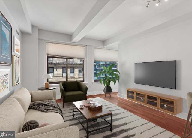 Property at 1500 Chestnut St Unit 14G, Philadelphia, PA 19102, 1 bed, 1 bath