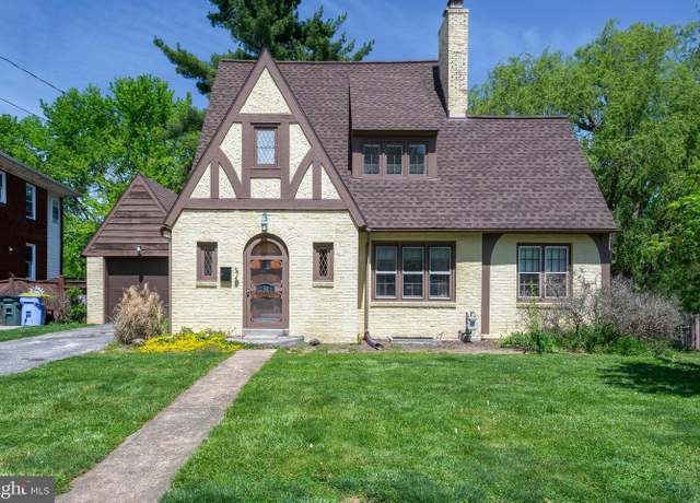 Property at 2303 E Philadelphia St, York, PA 17402, 2 beds, 1.5 baths
