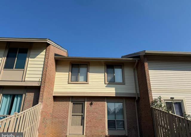 Property at 521 Early Fall Ct, Herndon, VA 20170, 3 beds, 1.5 baths