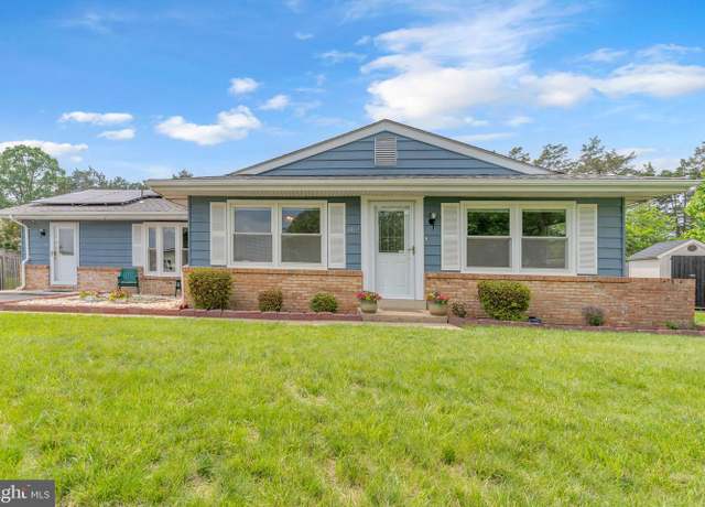 Property at 603 N York Rd, Sterling, VA 20164, 3 beds, 2 baths