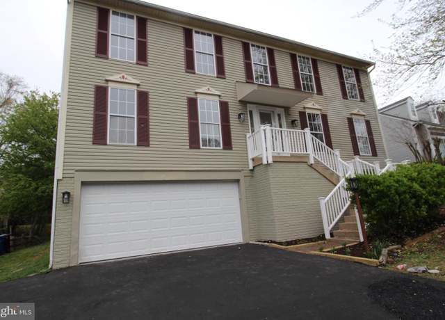 Property at 16828 Francis West Ln, Dumfries, VA 22026, 5 beds, 3.5 baths