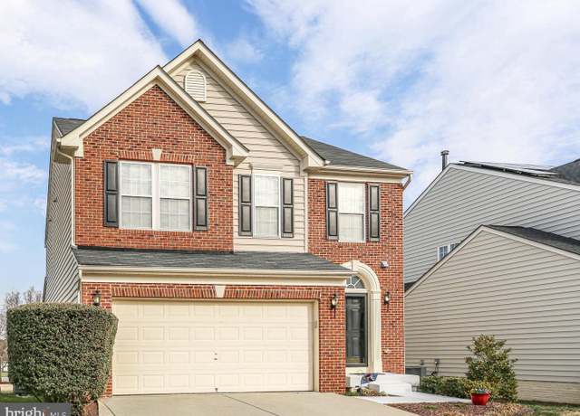 Property at 5502 Joshua Tree Cir, Fredericksburg, VA 22407, 4 beds, 2.5 baths