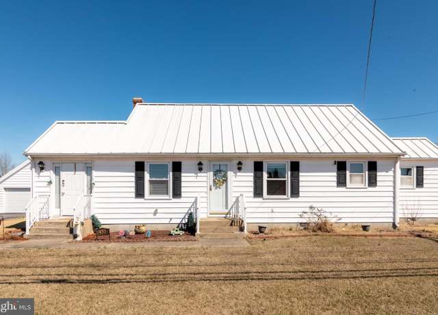 Property at 437 S Bedford St, Georgetown, DE 19947, 3 beds, 2 baths