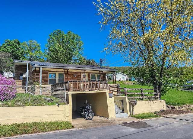 Property at 207 Spruce St, Westernport, MD 21562, 2 beds, 1 bath