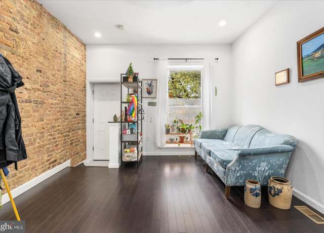 Property at 435 E 27th St E, Baltimore, MD 21218, 2 beds, 2.5 baths