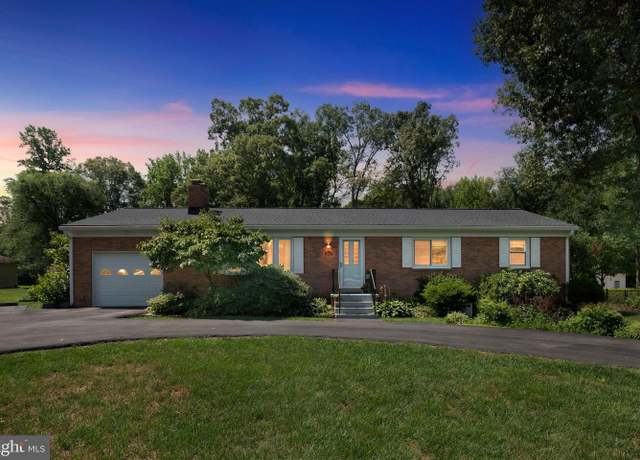 Property at 14025 Petzold Dr, Waldorf, MD 20601, 3 beds, 2 baths