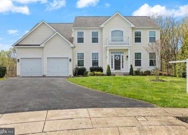 Property at 2689 Camel Ct, Manchester, MD 21102, 4 beds, 2.5 baths