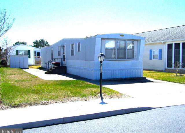 Property at 103 Ocean Dr, Ocean City, MD 21842, 3 beds, 1.5 baths