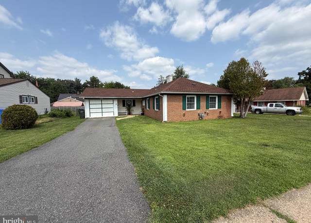 Property at 39 Montrose Ln, Willingboro, NJ 08046, 3 beds, 2 baths