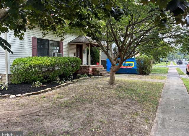 Property at 110 Lake Ave, Glendora, NJ 08029, 3 beds, 1.5 baths