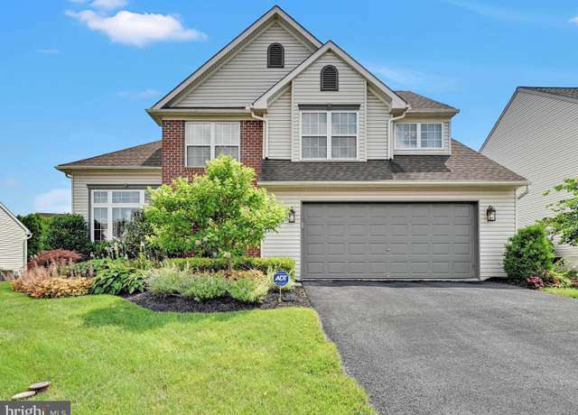 Property at 2518 Jacob Dr, Reading, PA 19608, 4 beds, 3 baths