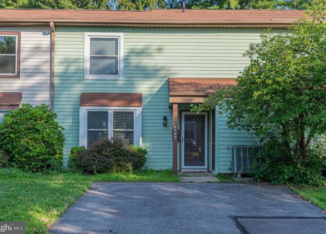 Property at 2622 Cranberry Cir, Harrisburg, PA 17110, 3 beds, 2.5 baths