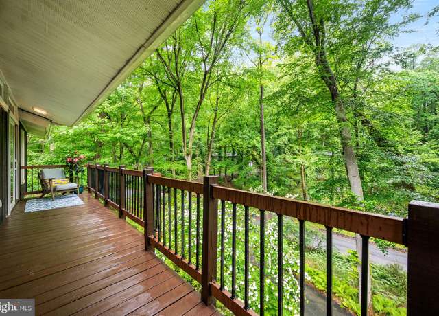 Property at 422 Oak Valley Rd, Media, PA 19063, 3 beds, 3 baths
