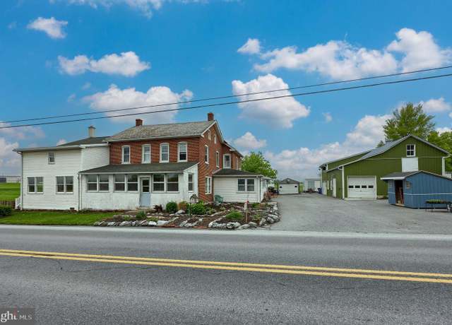 Property at 706 N Shirk Rd, New Holland, PA 17557, 7 beds, 2.5 baths