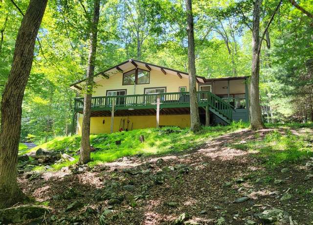 Property at 5814 Decker Rd, Bushkill, PA 18324, 2 beds, 1 bath