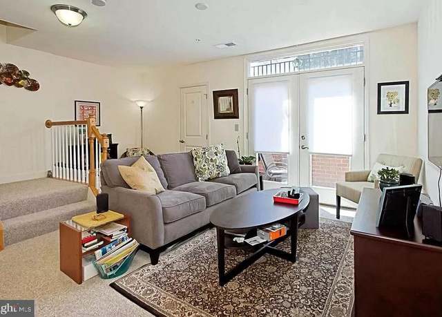 Property at 2665 Prosperity Ave #6, Fairfax, VA 22031, 1 bed, 1.5 baths