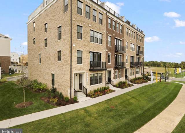 Property at 20789 Lamlash Ter, Ashburn, VA 20147, 3 beds, 3 baths
