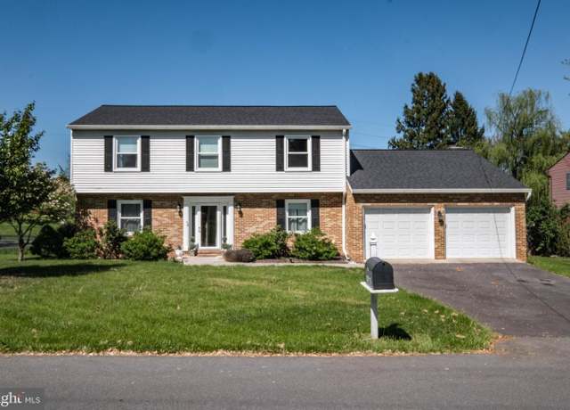 Property at 901 Hillcrest Dr, Martinsburg, WV 25401, 4 beds, 2.5 baths