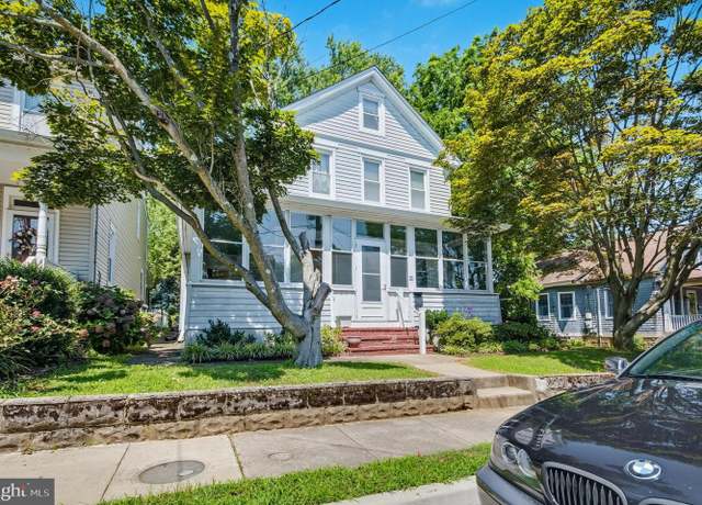 Property at 21 Woodlawn Ave, Annapolis, MD 21401, 3 beds, 2 baths