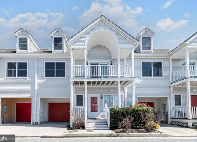 Property at 3 Barkentine Ct, Atlantic City, NJ 08401, 3 beds, 2.5 baths