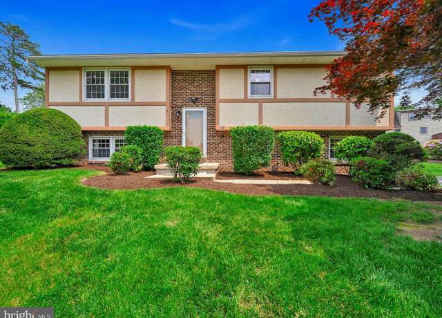 Property at 719 Loblolly Ln, Reading, PA 19607, 3 beds, 2 baths