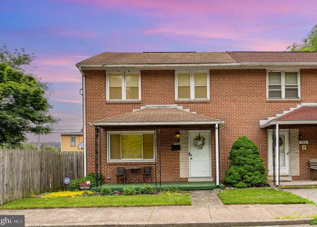 Property at 758 S 2nd St, Steelton, PA 17113, 3 beds, 1.5 baths