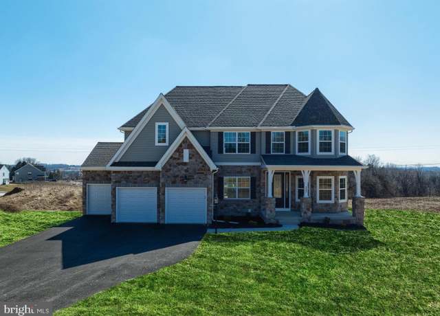 Property at 232 West Side Dr, Lititz, PA 17543, 4 beds, 3 baths