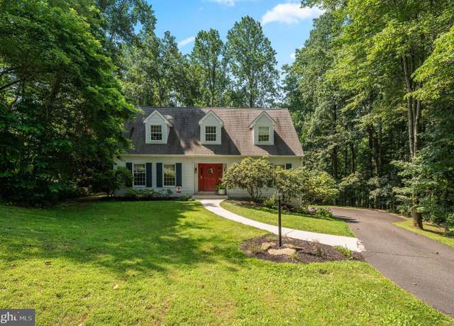 Property at 178 Maple Leaf Ln, Pottstown, PA 19464, 3 beds, 2.5 baths