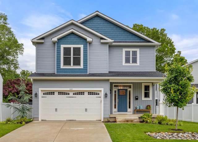 Property at 165 Green St, Warrenton, VA 20186, 3 beds, 3.5 baths