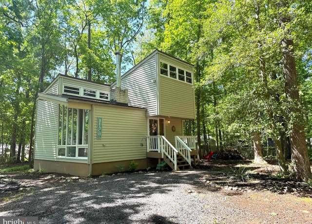 Property at 207 Cumberland Cir, Locust Grove, VA 22508, 3 beds, 1.5 baths