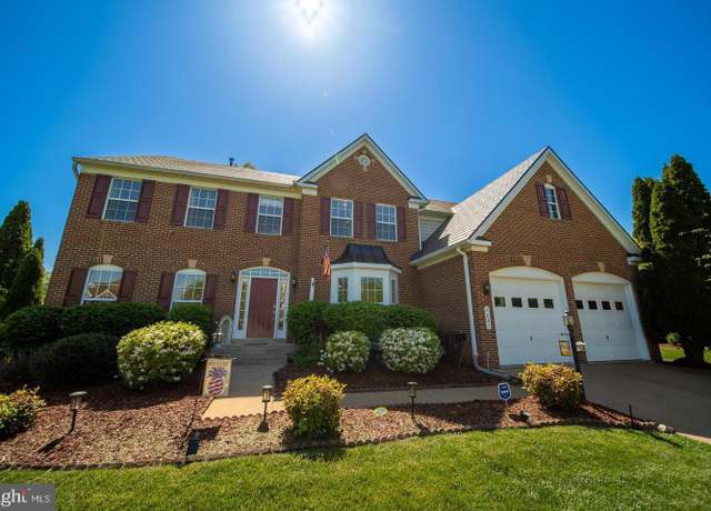 Property at 5005 Quiller Ct, Woodbridge, VA 22193, 5 beds, 3.5 baths