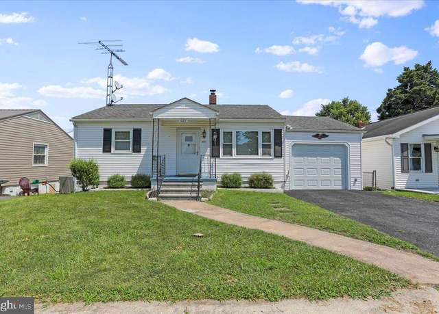 Property at 627 State Cir, Martinsburg, WV 25401, 2 beds, 2 baths