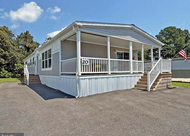 Property at 20 Carriage Ln, Rehoboth Beach, DE 19971, 3 beds, 2 baths