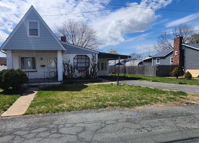 Property at 8323 Bear Creek Dr, Baltimore, MD 21222, 2 beds, 2 baths