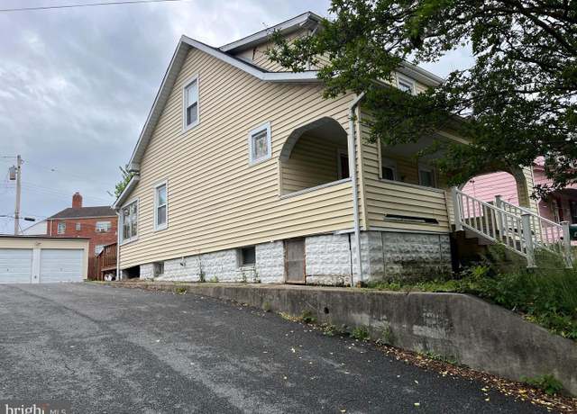 Property at 4409 Wilkens Ave, Baltimore, MD 21229, 3 beds, 2.5 baths